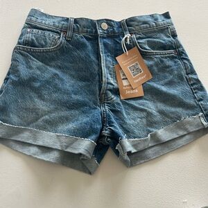 Reformation Charlie Cuffed High Rise Short